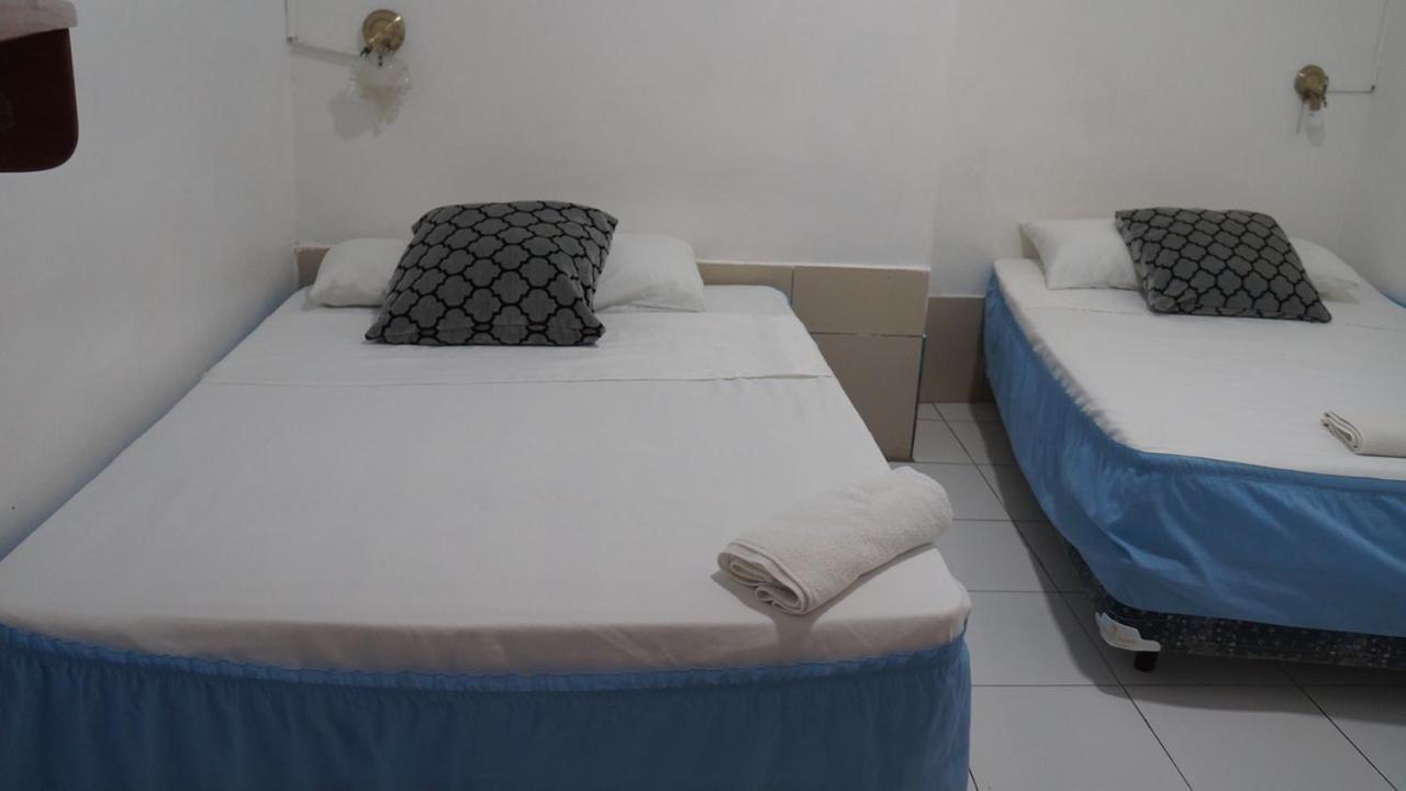 Hostal Marysol Puerto Ayora  Extérieur photo