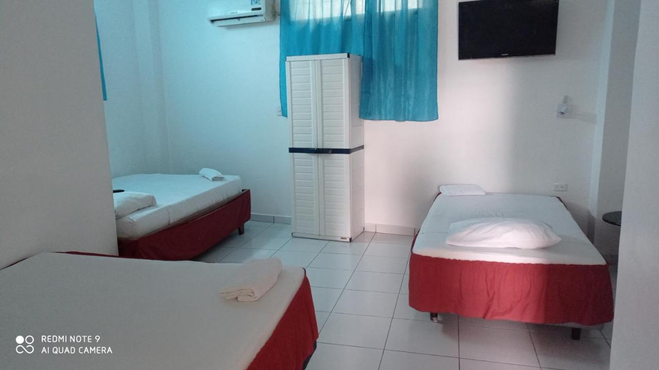 Hostal Marysol Puerto Ayora  Extérieur photo