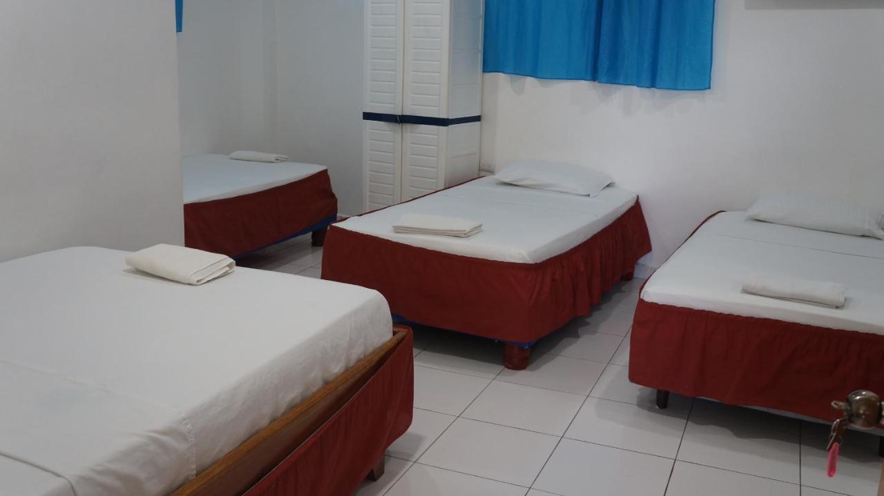 Hostal Marysol Puerto Ayora  Extérieur photo
